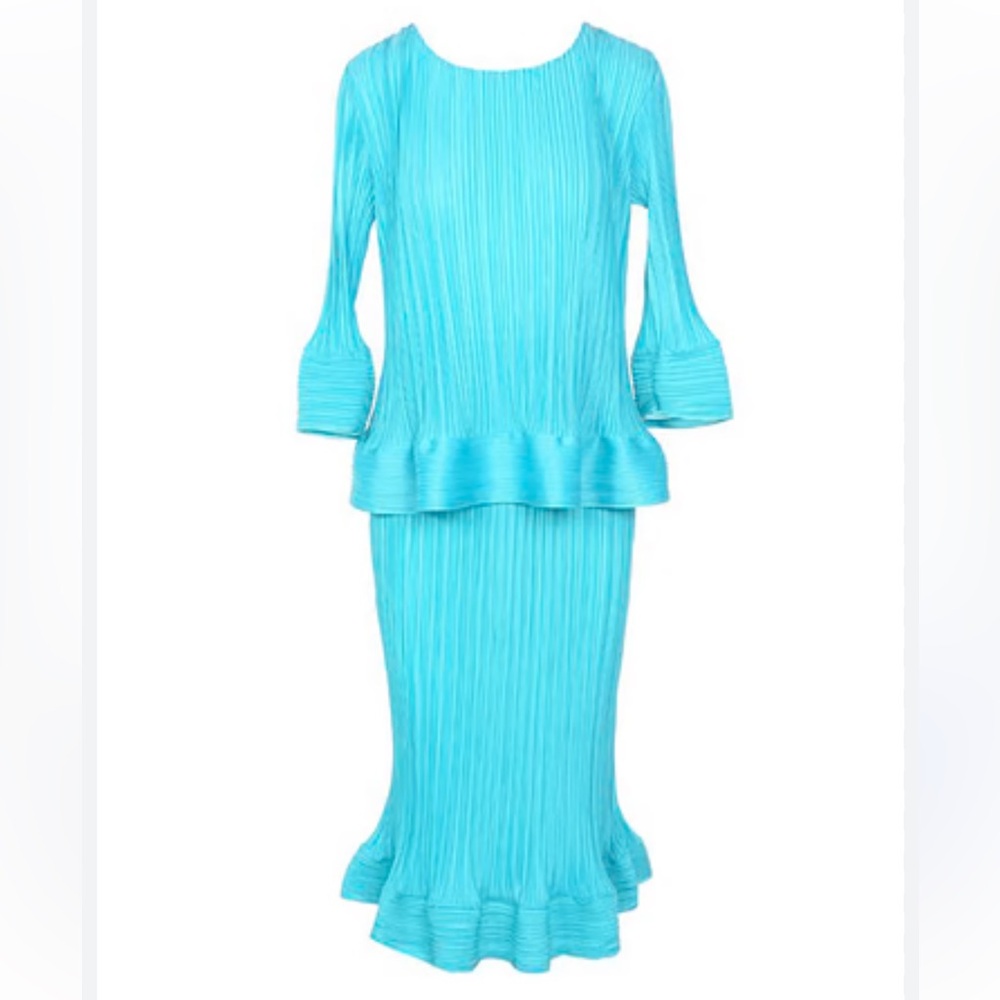 NWT Beulah Turquoise Pleated Top & Skirt Set One Size